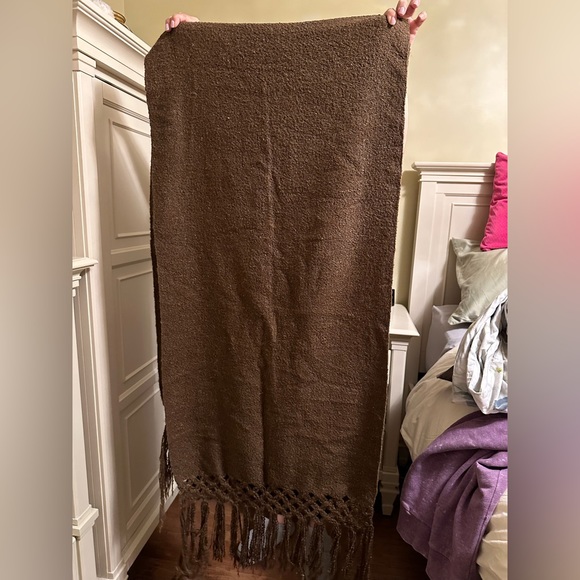 Large Brown Scarf - Picture 1 of 1